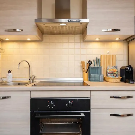 Paradise Apartment, Comfort E Private Parking * Prato (Prato)