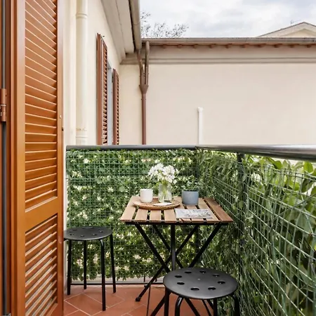 Paradise Apartment, Comfort E Private Parking Apartament *